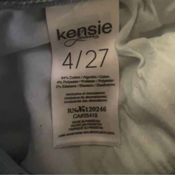 Kensie Size 4/27 Skinny High Rise Distressed Light Blue Jeans - No Hem. Euc - Picture 9 of 10